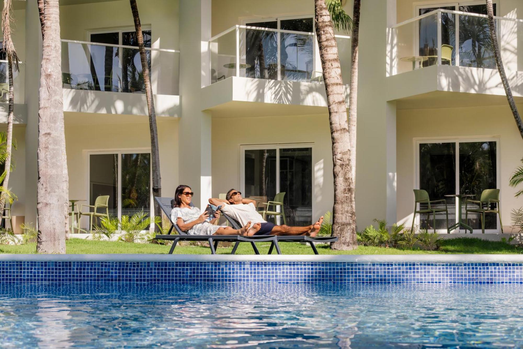 Wyndham Alltra Punta Cana All Inclusive Resort Exterior photo