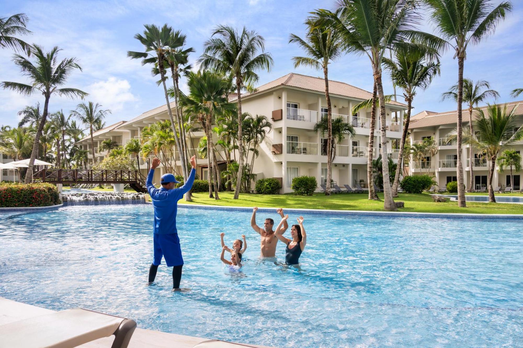 Wyndham Alltra Punta Cana All Inclusive Resort Exterior photo