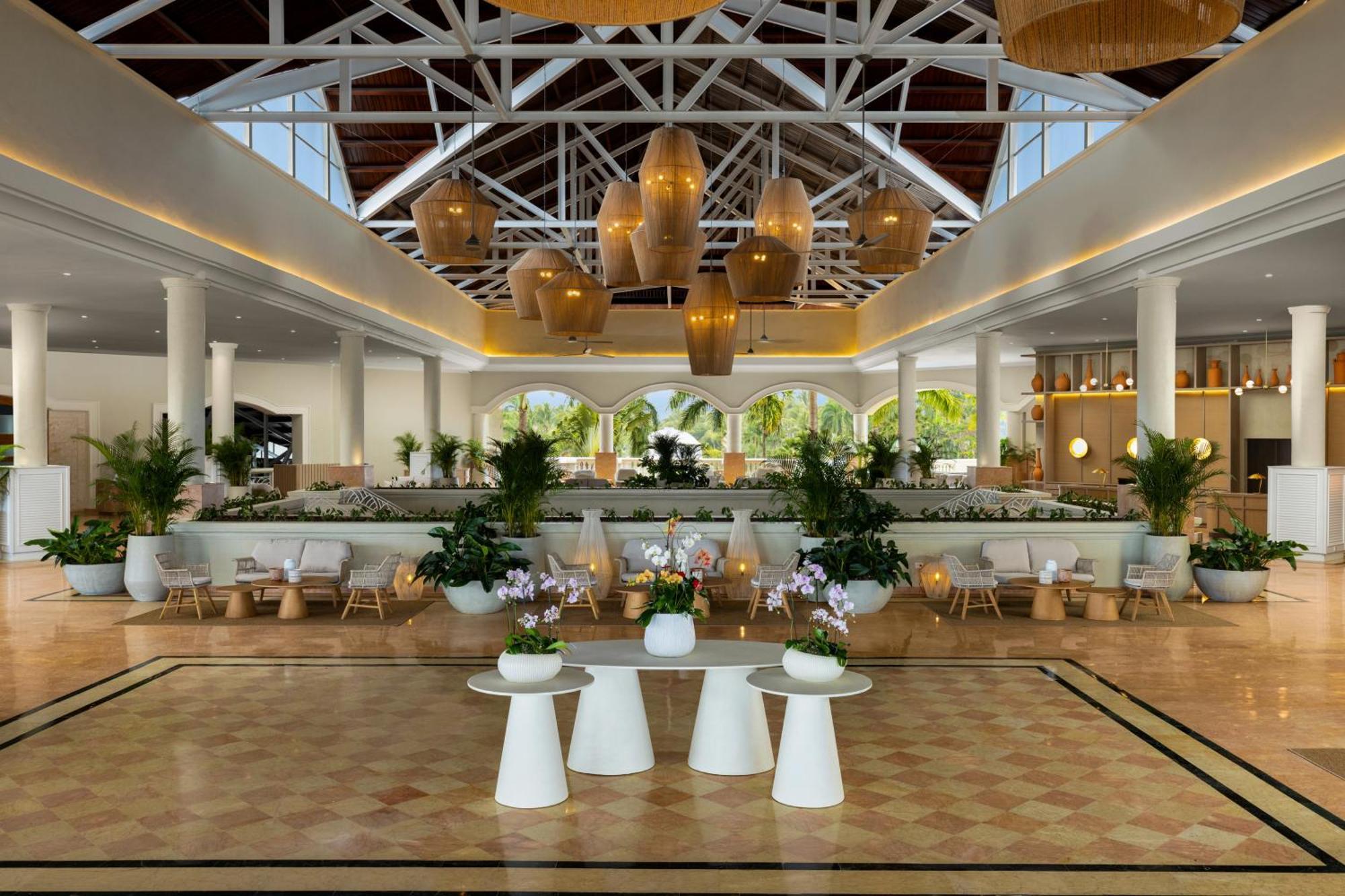 Wyndham Alltra Punta Cana All Inclusive Resort Exterior photo